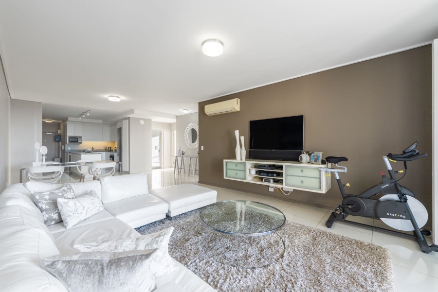 2 Bedroom Property for Sale in Green Point Western Cape